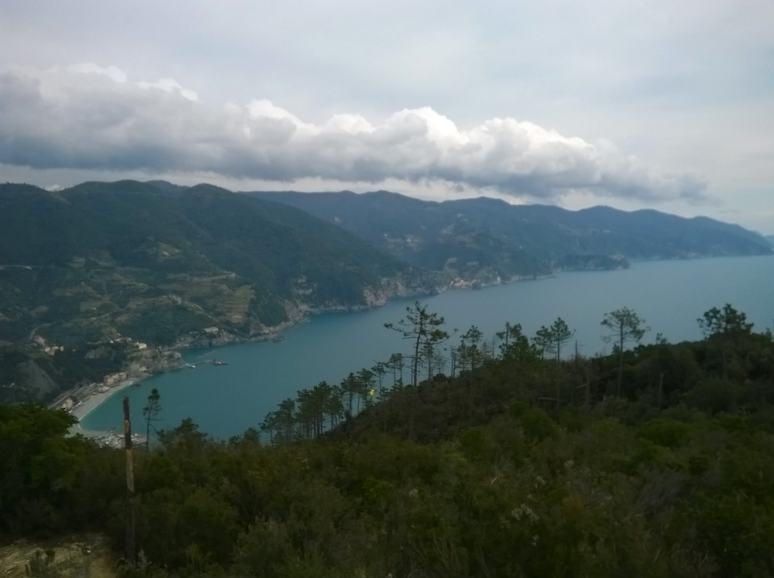 If you like go hiking, this is a good example of trail. From Levanto to Monterosso, you have the chance to enjoy an amazing sightseen.